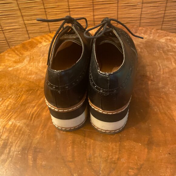 Steve Madden Greco Oxford Shoe Size 7.5 EUC - Picture 4 of 6